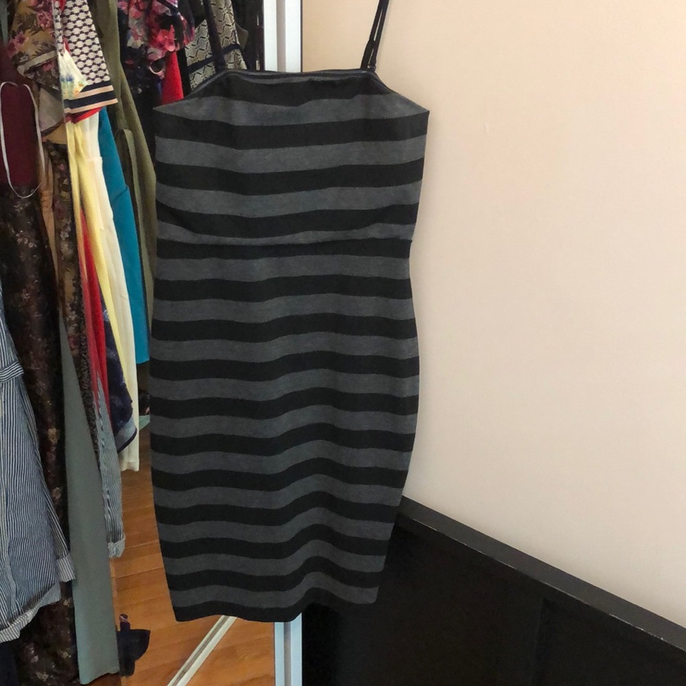 Removable straps/strapless dress